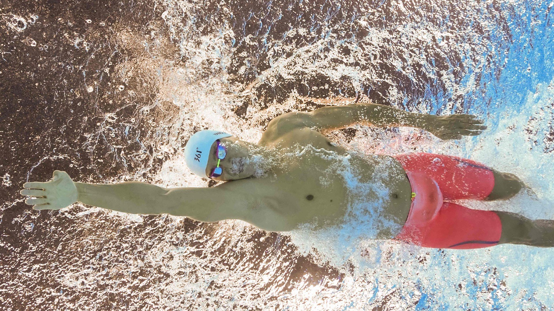 搏击擂台首次尝试女子双人对抗表演,女子搏击节目